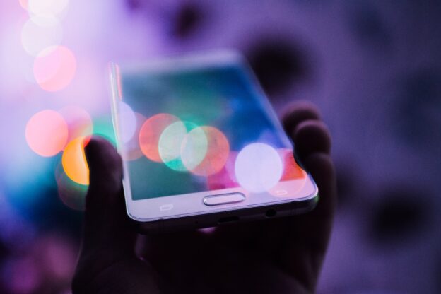 cell-phone-in-hand